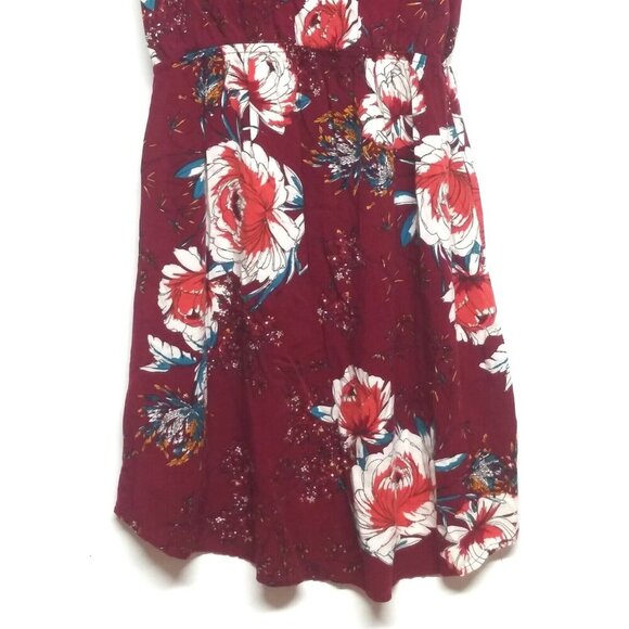 Band of Gypsies Wrap Dress XS Burgundy floral bouquet Keyhole back pockets hi-lo - Picture 8 of 12